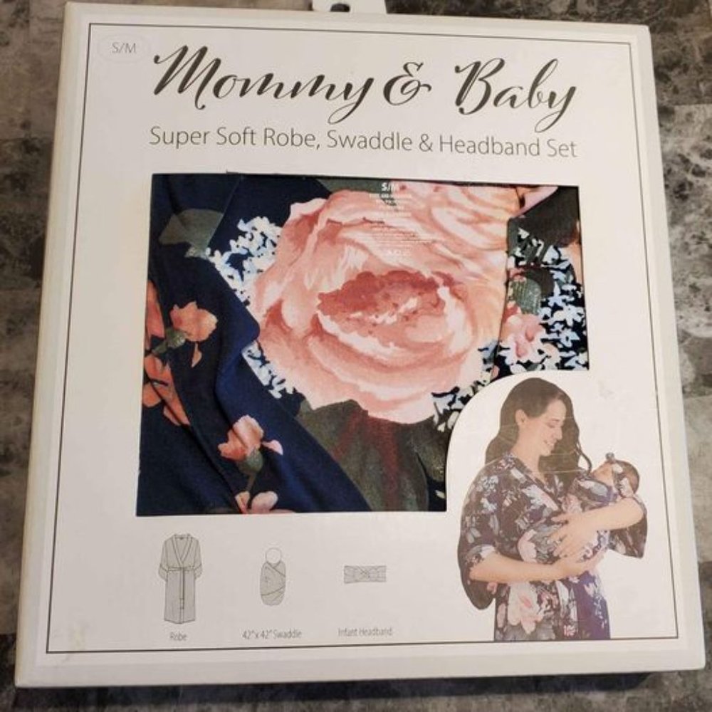 Floral Mommy and Baby Matching Set. Robe and Onesie - Picture 1 of 4